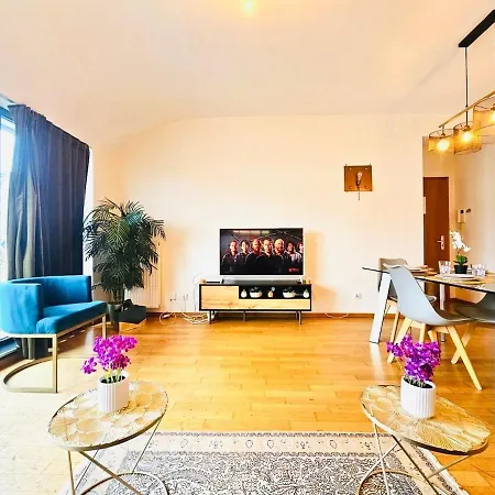 Apartman Relax In A Stunning Penthouse With Terrace&parking *