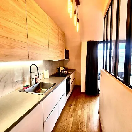 Relax In A Stunning Penthouse With Terrace&parking *