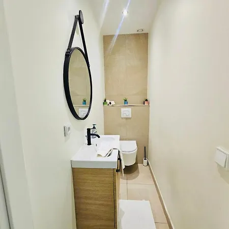 Relax In A Stunning Penthouse With Terrace&parking Luxemburg